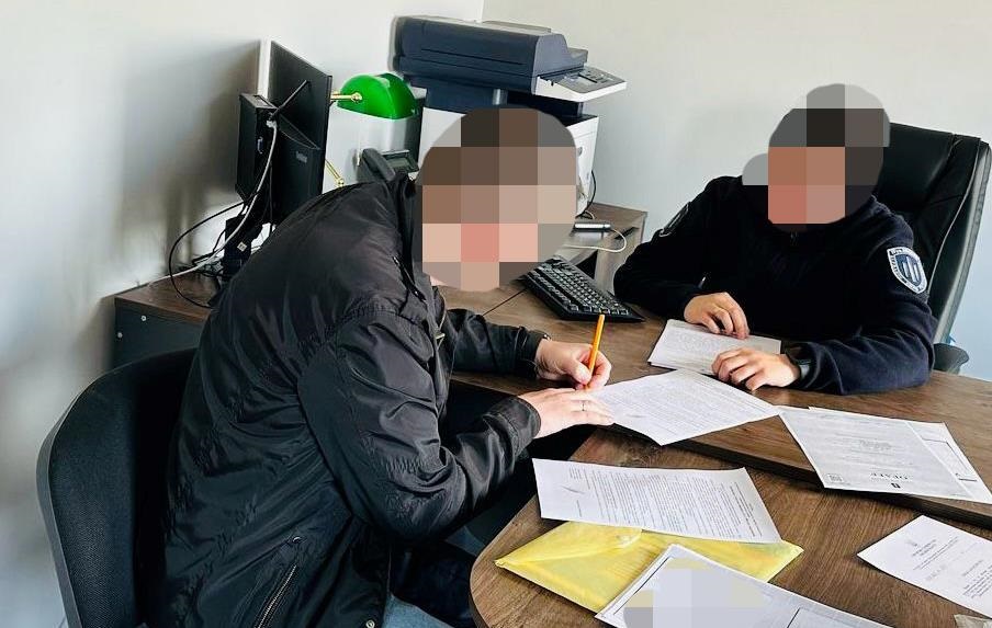 Викрито чиновника ТЦК, який за гроші змінював дані в системі Оберіг