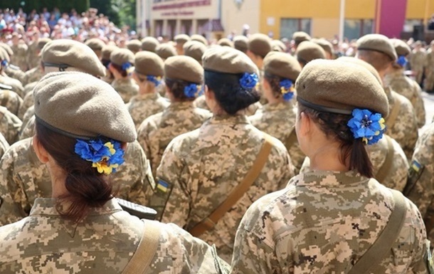 В ЗСУ зробили заяву про обов’язкову службу жінок