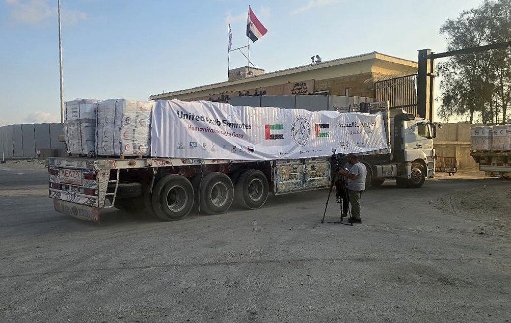 Три країни скинули з повітря на Газу 52 тонни гумдопомоги – ЦАГАЛ