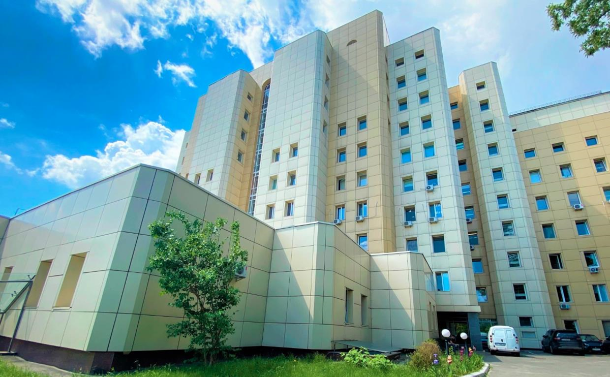У Націнституті раку викрили схему присвоєння 200 млн на закупівлях