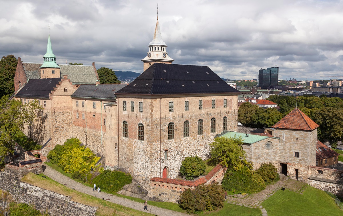 Дрони виявили над військовим об’єктом Норвегії