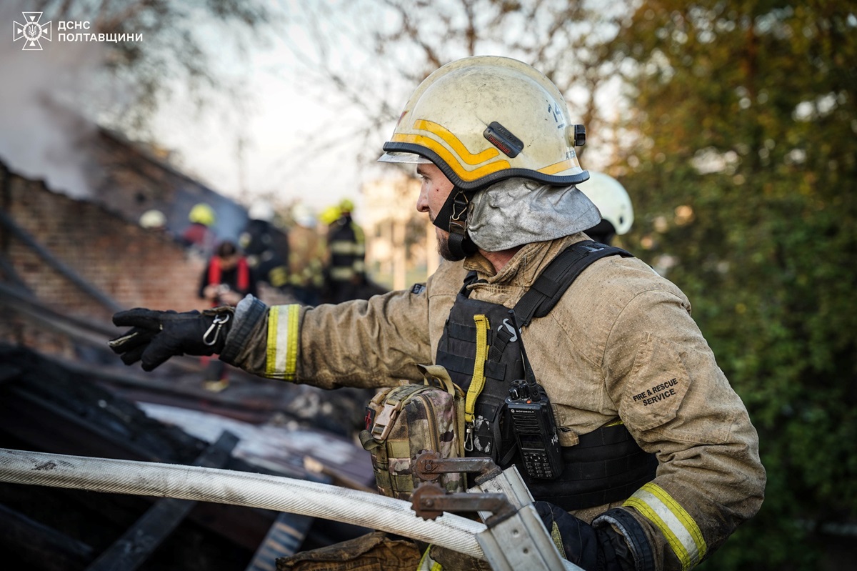 Дронова атака на Полтавщину, горіло підприємство