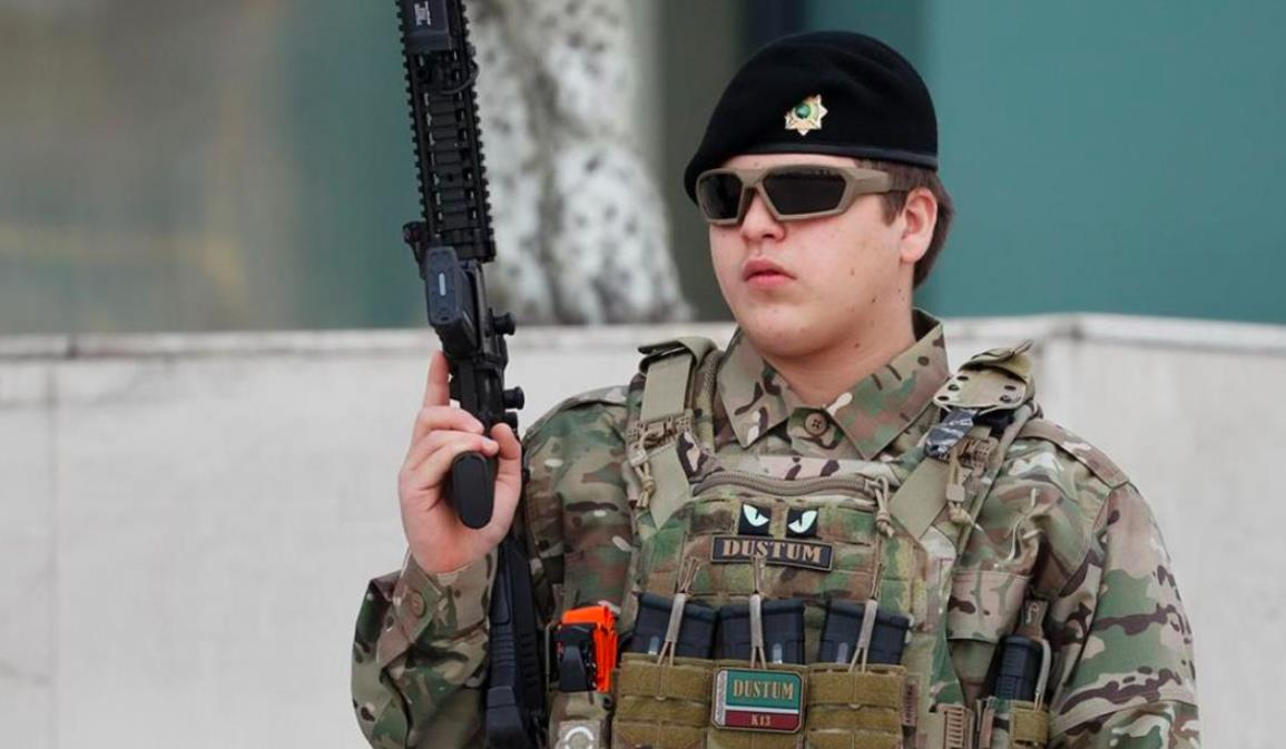 Кадиров доручив 17-річному синові “контролювати” сплату податків у Чечні