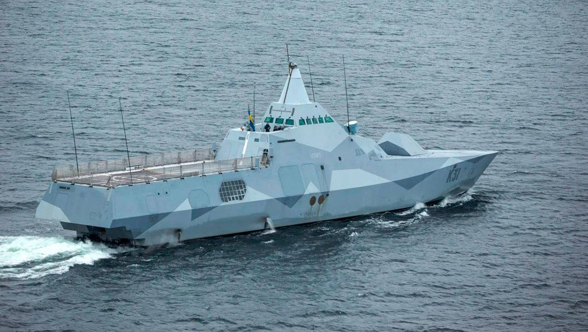 Кораблі НАТО провели спецоперацію через підозріле російське судно