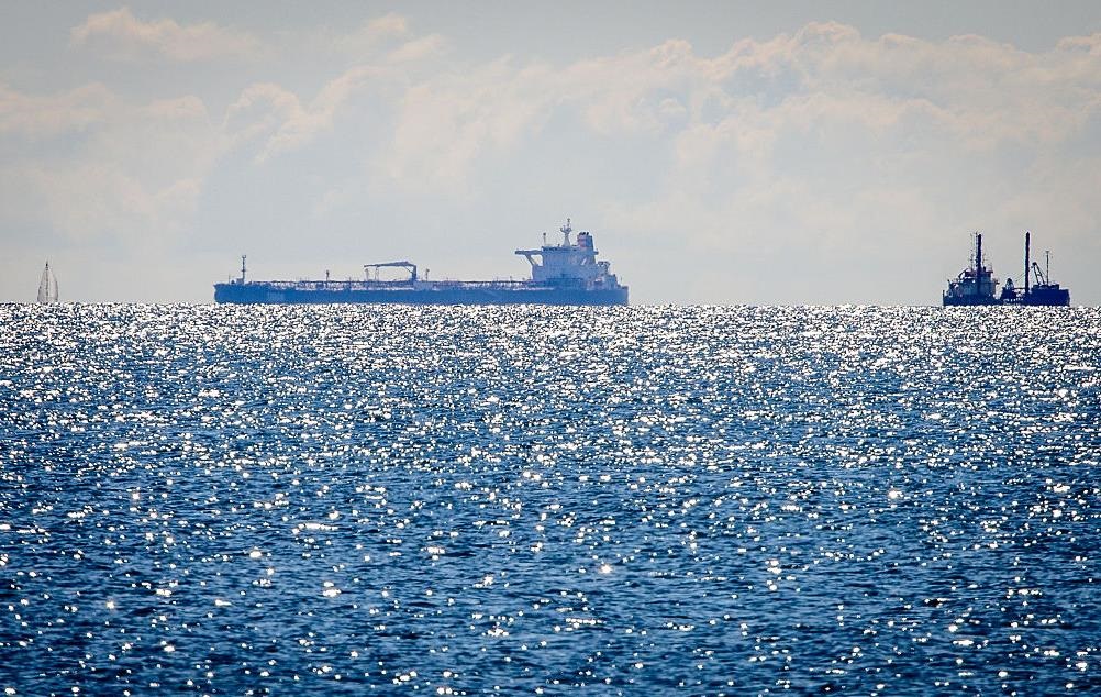 Майже 20% нафтових танкерів належать до “тіньового флоту” Росії – ЗМІ