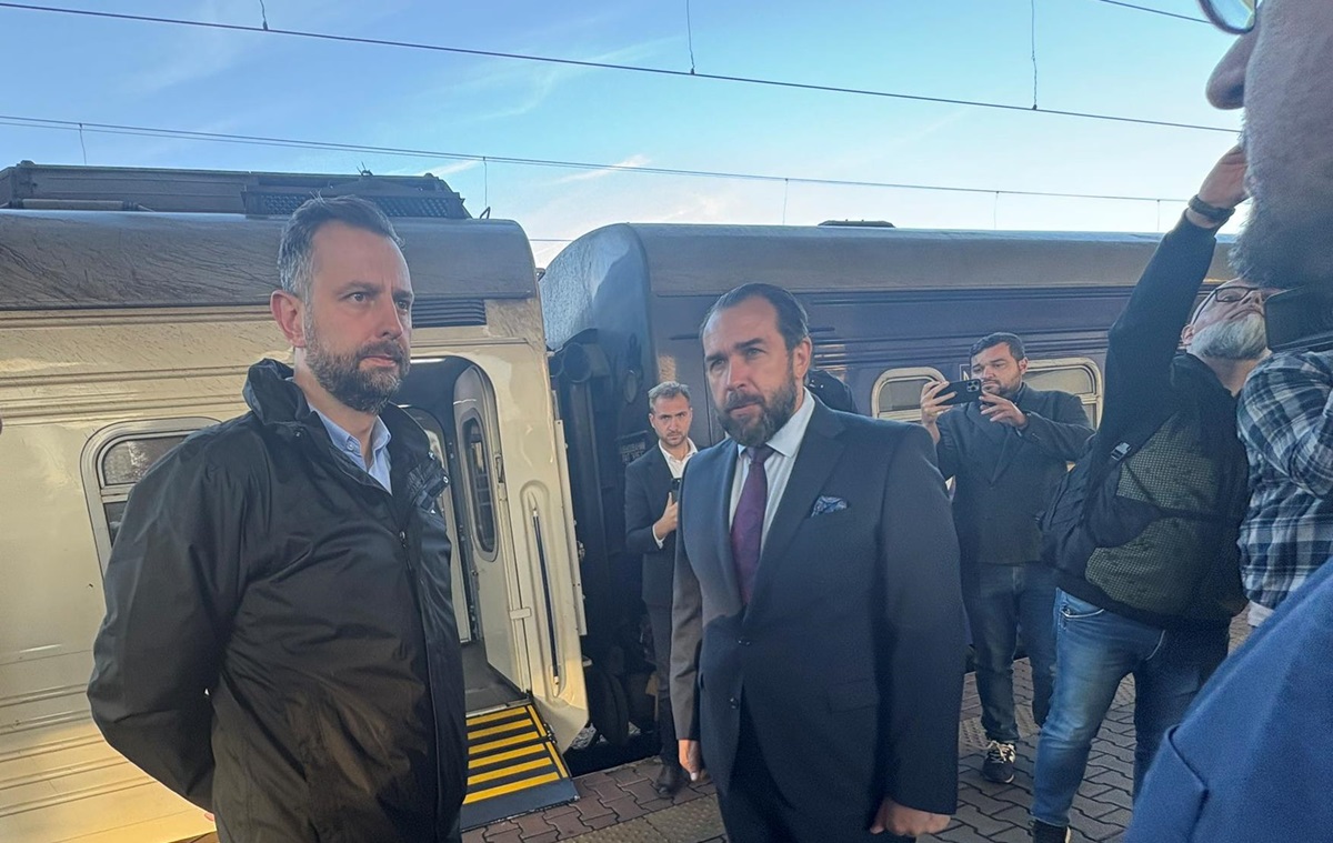 Міністр оборони Польщі прибув з візитом у Київ