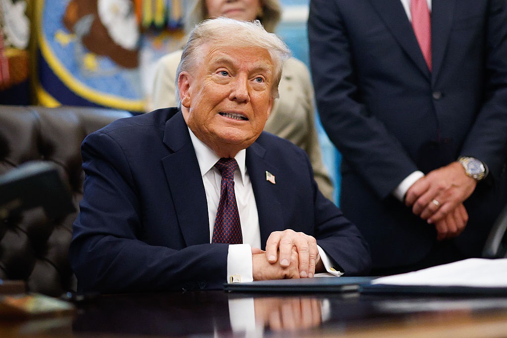 Рейтинг Трампа впав до нового мінімуму