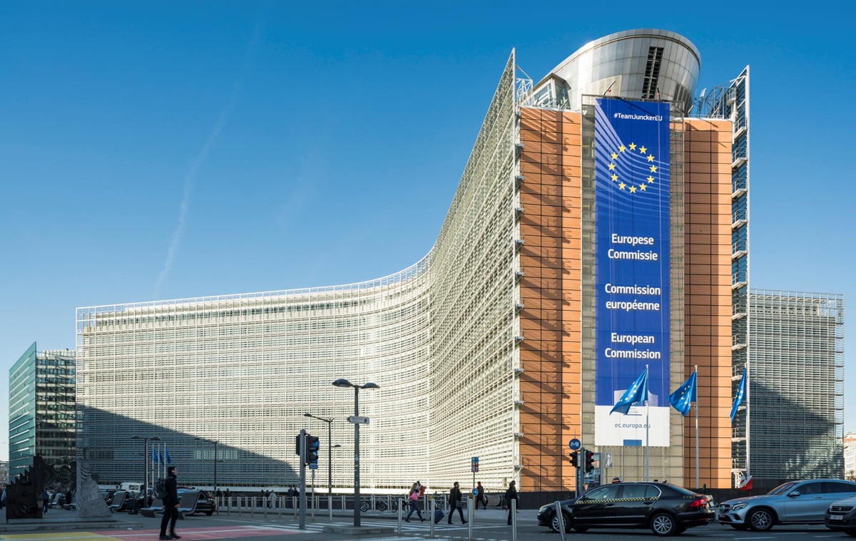 “Стіна дронів” на сході ЄС: Угорщину та Словаччину не запросили на нараду