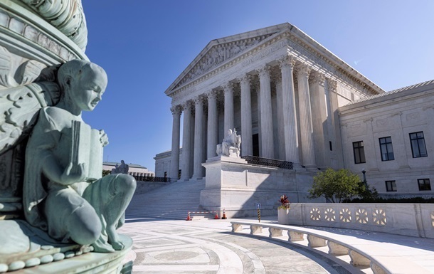 Суд США дозволив Трампу утримати $4 млрд іноземної допомоги