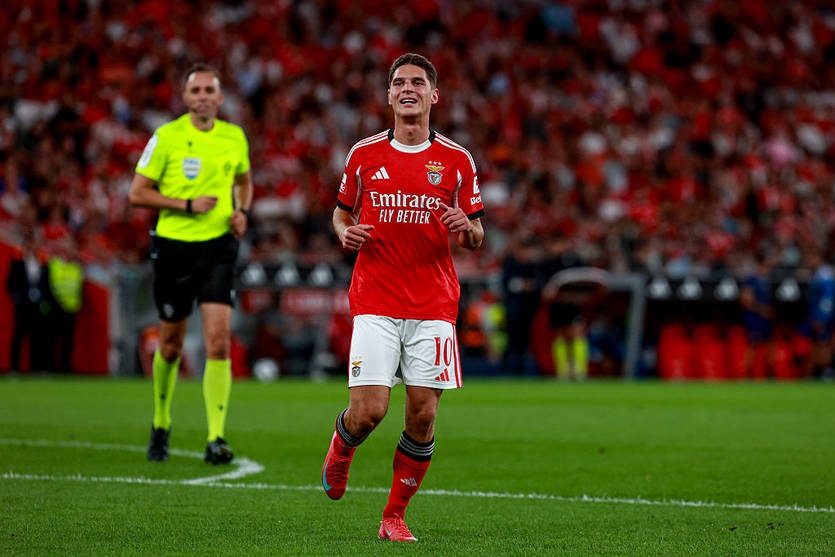 Судаков забиває перший гол за Бенфіку