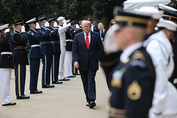 Трамп забажав приєднатися до термінового збору генералів