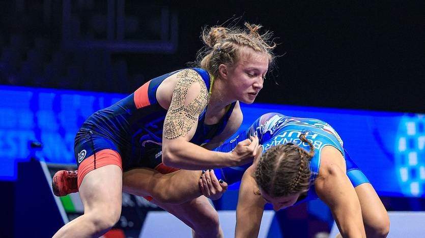 Україна розпочала ЧС-2025 з вільної боротьби з нагороди