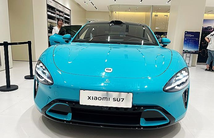 Xiaomi відкликає 116,8 тис. електромобілів SU7