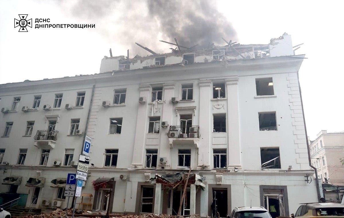 Новини України - Зеленський назвав "нахабним" удар росіян по Дніпру