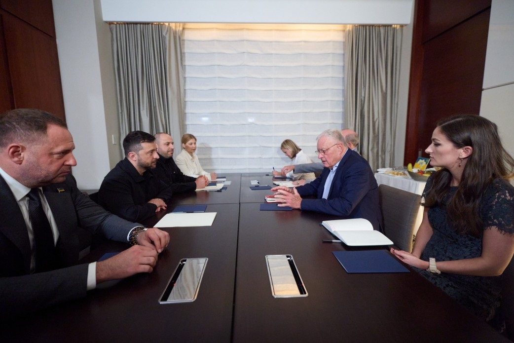 Новини України - Зеленський провів переговори з Келлогом перед зустріччю з Трампом