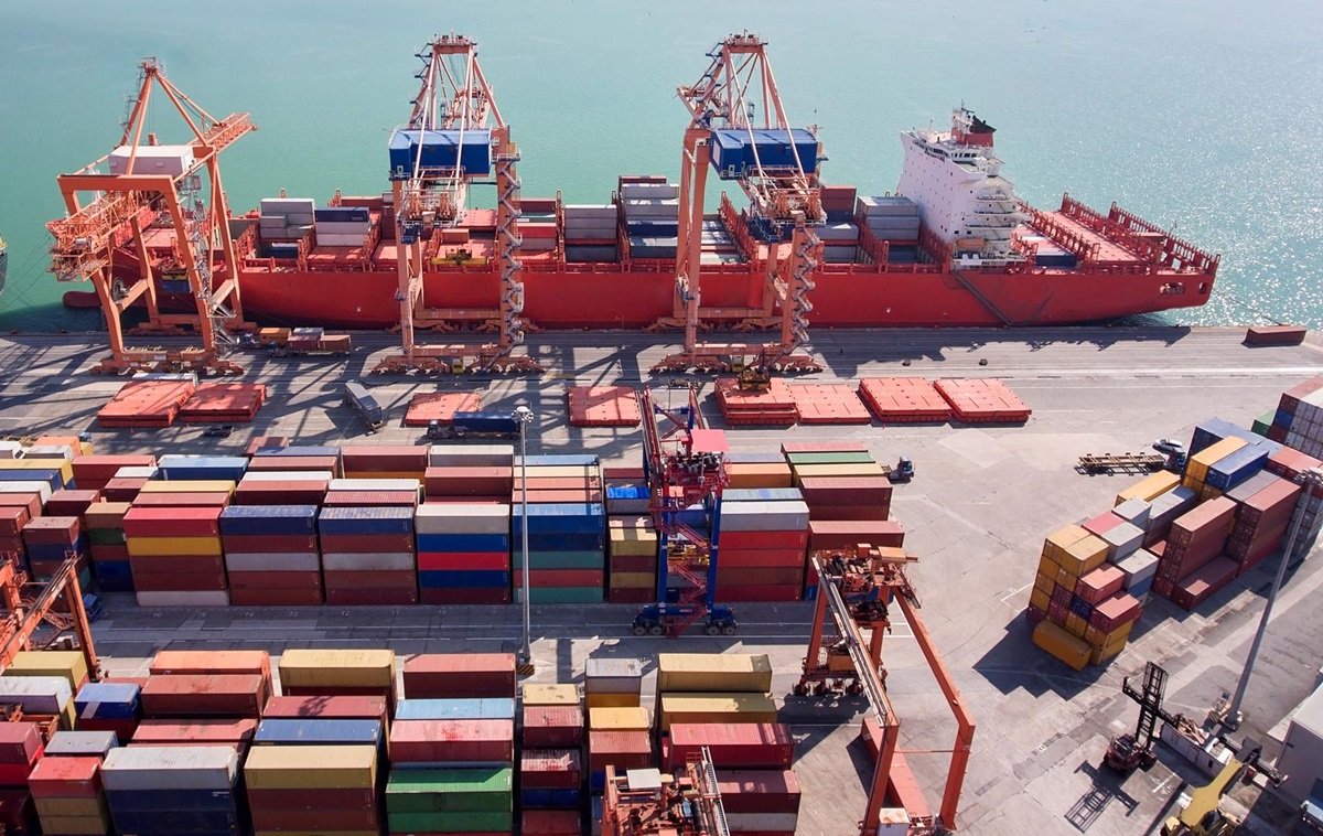 “Зерно за авто”: ЗМІ дізнались про бартер між Росією та Китаєм