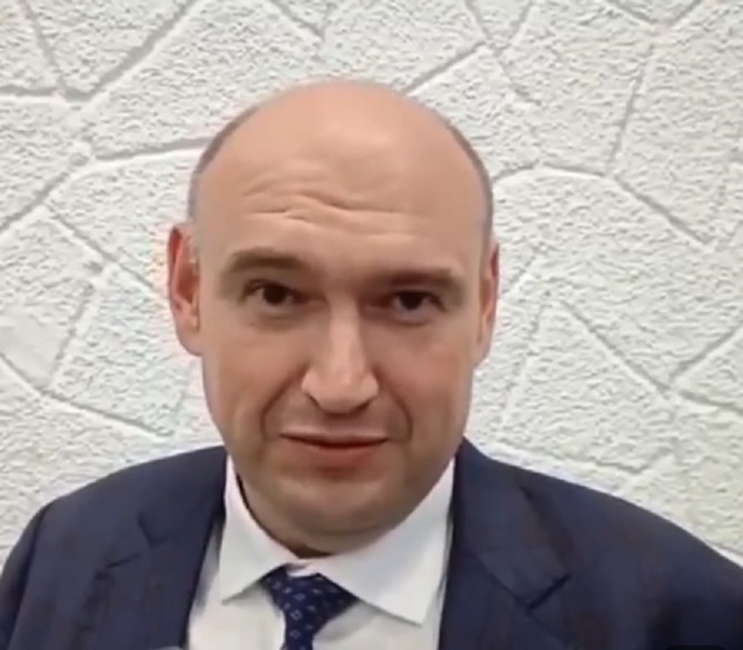 Жителів “ДНР” призвали “звільнити житло”