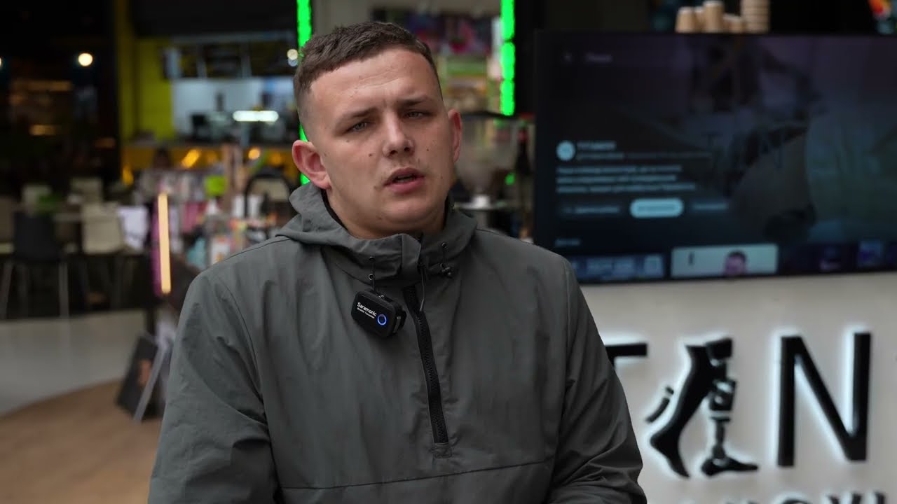 Країна амбітних людей. Історія Олександра Толоченка