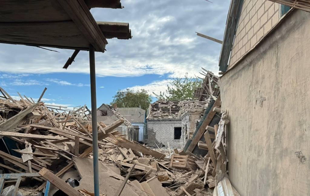 Армія РФ атакувала Херсон: загинула одна людина, троє поранених