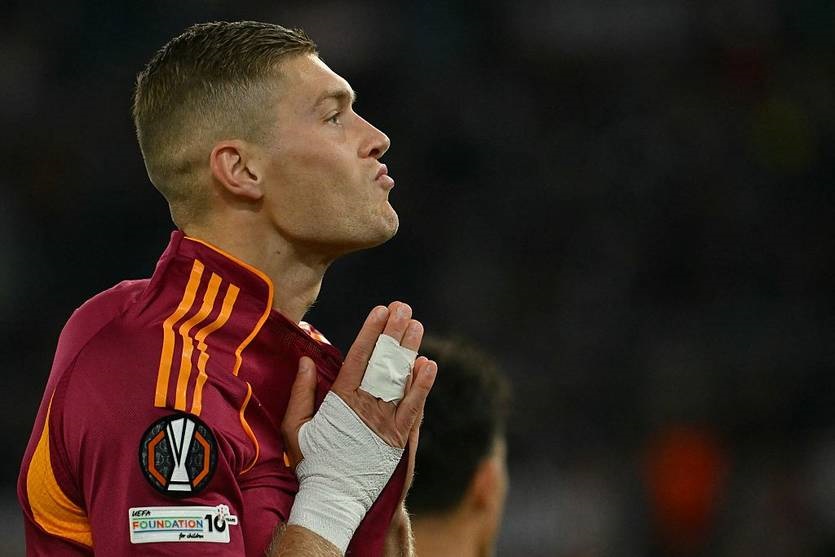 Новини спорту - Артем Довбик готовий до величезної самовіддачі на полі в сезоні за Рому