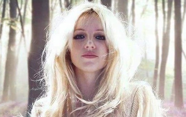 Брітні Спірс показала синці після падіння