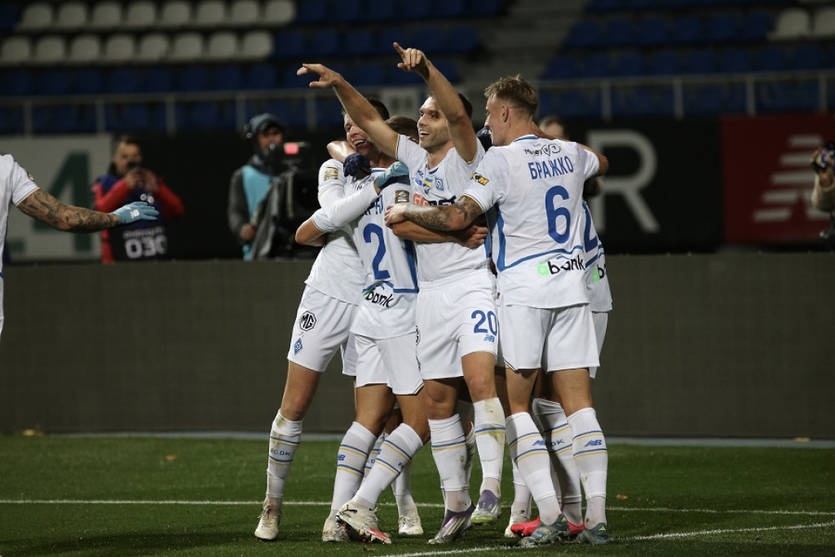 Новини спорту - Динамо видало 4:0 у матчі з Кривбасом