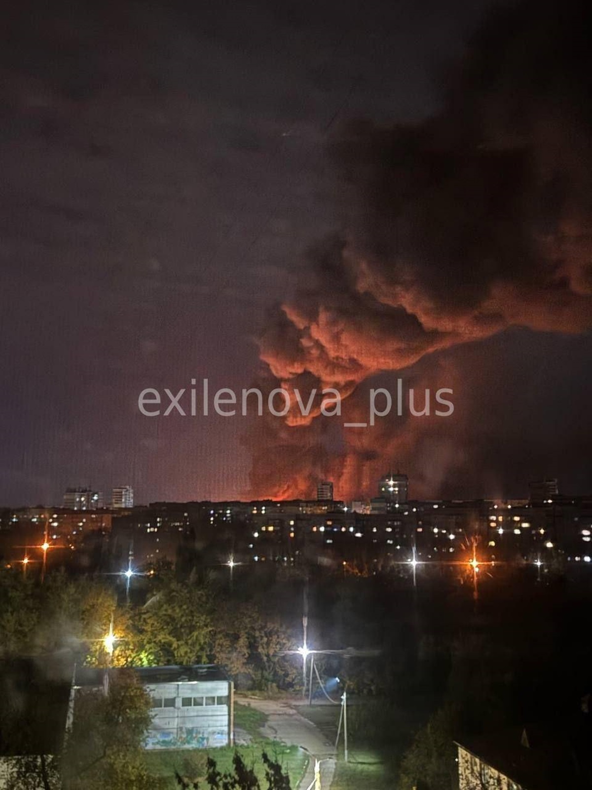 Дрони атакували окупований Донецьк: потужна пожежа