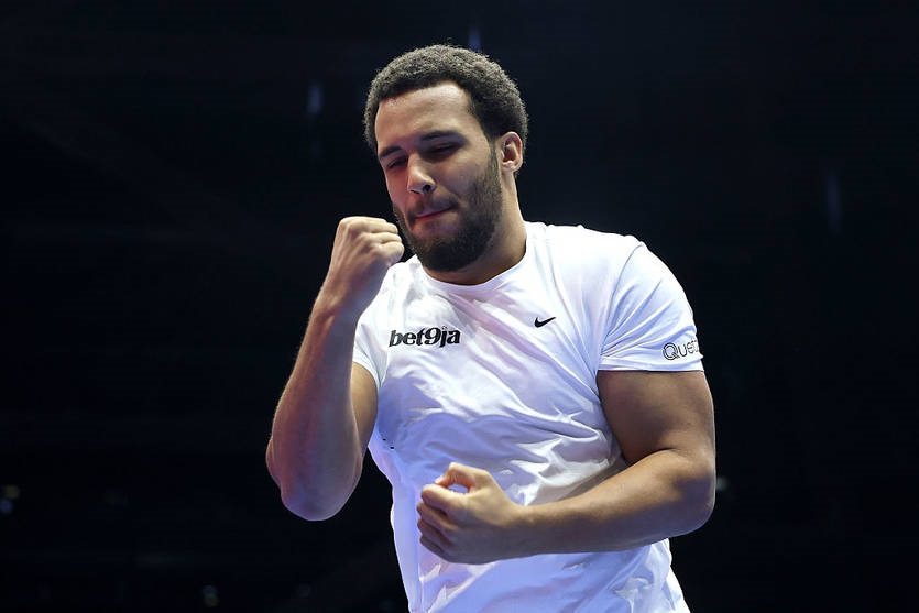 Екс-чемпіон світу: Ітаума поки не готовий до бою з Усиком