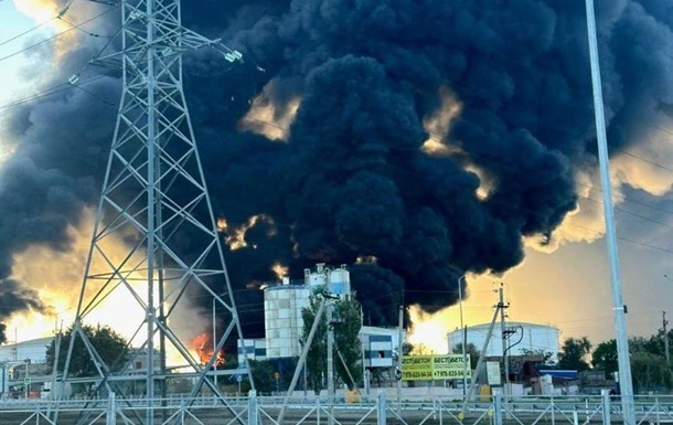 Генштаб підтвердив повторне ураження нафтобази у Феодосії
