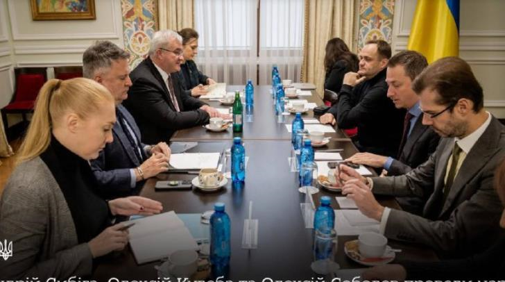 МЗС готується до нових заходів щодо відновлення України