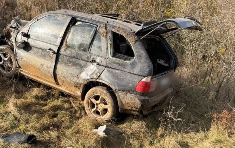 На Одещині перекинувся автомобіль з ухилянтами