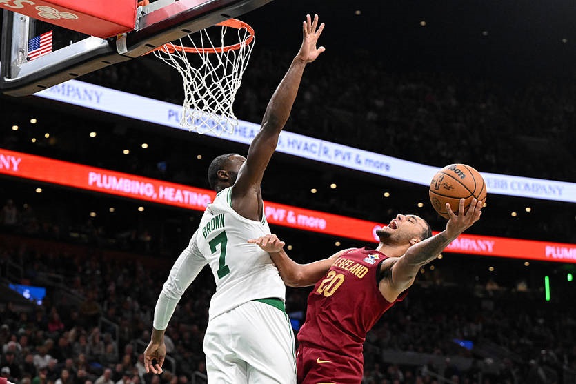 Новини спорту - НБА: Лейкерс вирвали перемогу на останніх секундах