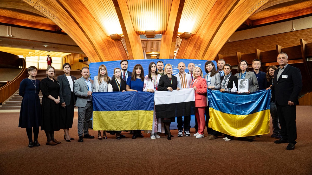 ПАРЄ закликала Росію звільнити з полону 26 українських журналістів