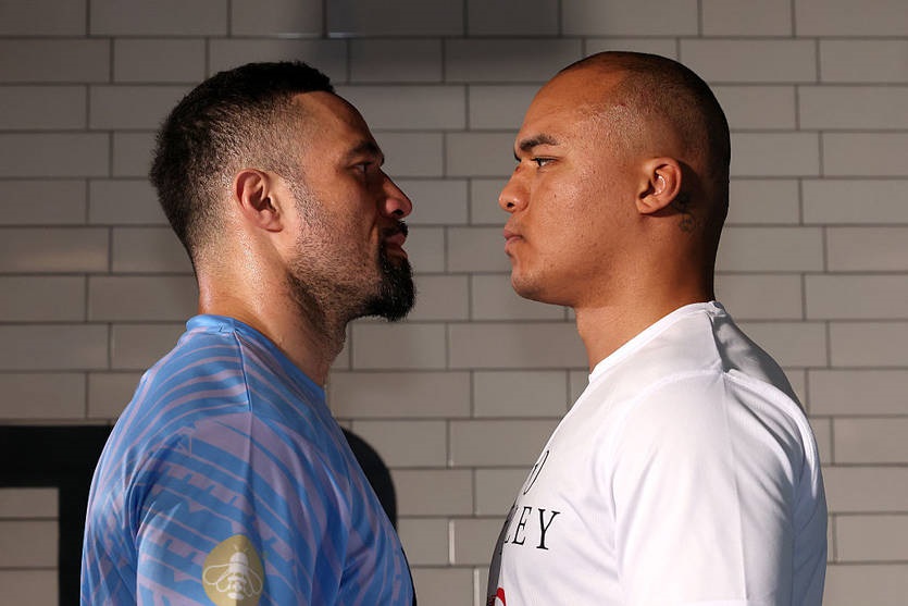 Новини спорту - Після відкритого тренування Паркер і Вордлі провели дуель поглядів