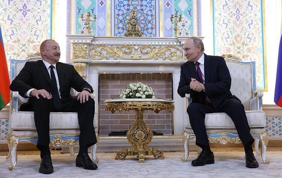 Путін визнав збиття літака AZAL перед Алієвим