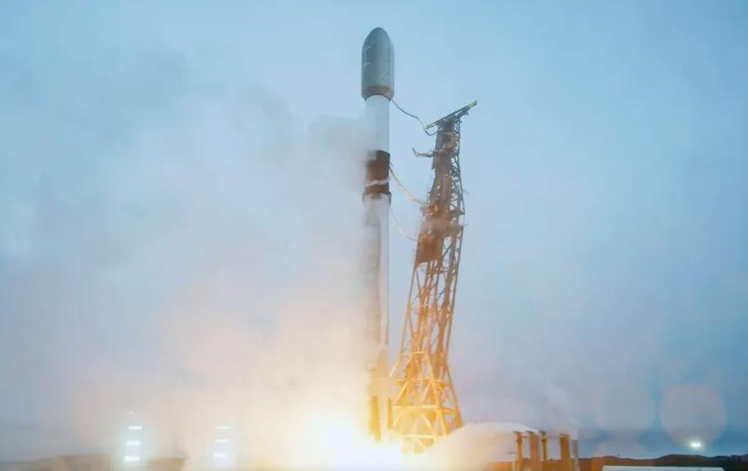 SpaceX подолала позначку у 10 000 супутників Starlink