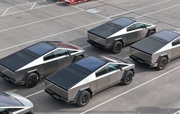 Tesla відкликає понад 63 тисячі Cybertruck