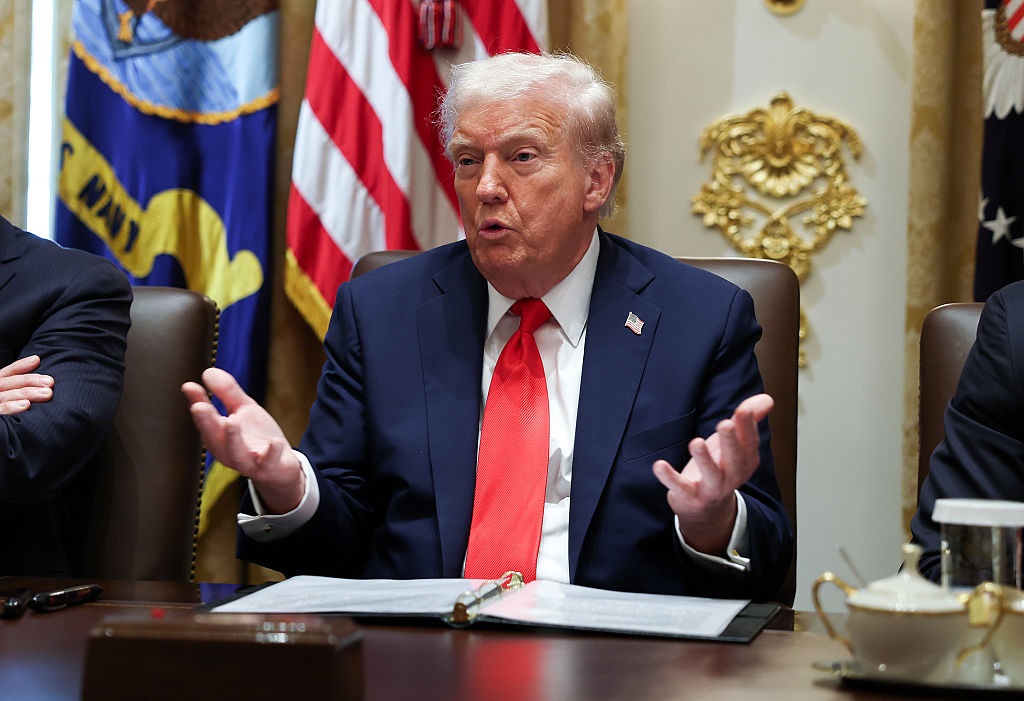 Трамп скасував зустріч із Сі