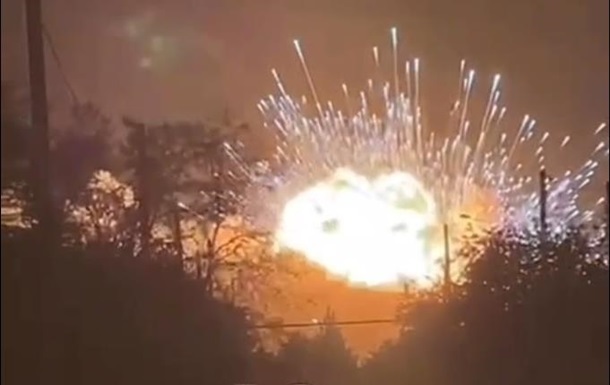 У Донецьку підірвали склад боєприпасів – соцмережі