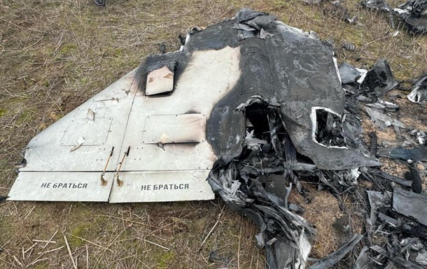 У Києві повідомили про падіння уламків БПЛА