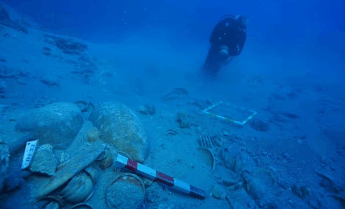 Новини світу - У Туреччині знайдено затонуле судно віком 2000 років з уцілілим вантажем