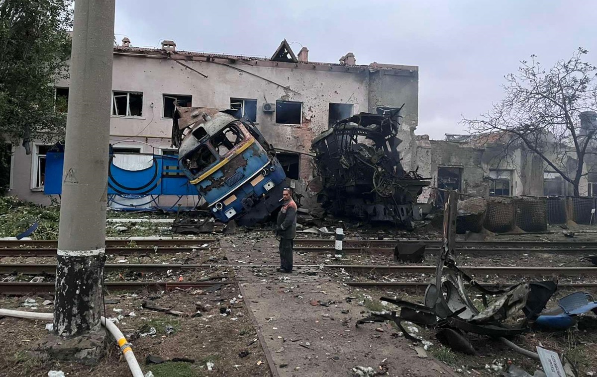 Новини України - Удари РФ по Україні: постраждало депо в Одесі