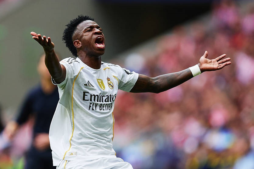 Новини спорту - Вінісіус став погорільцем: згоріла сауна в його домі