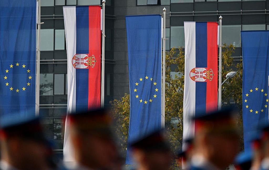 Європарламент зажадав, щоб Сербія запровадила санкції проти РФ