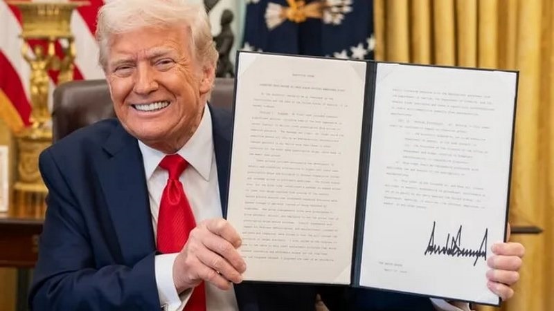 Фінальний підпис Трампа: США вийшли з шатдауну