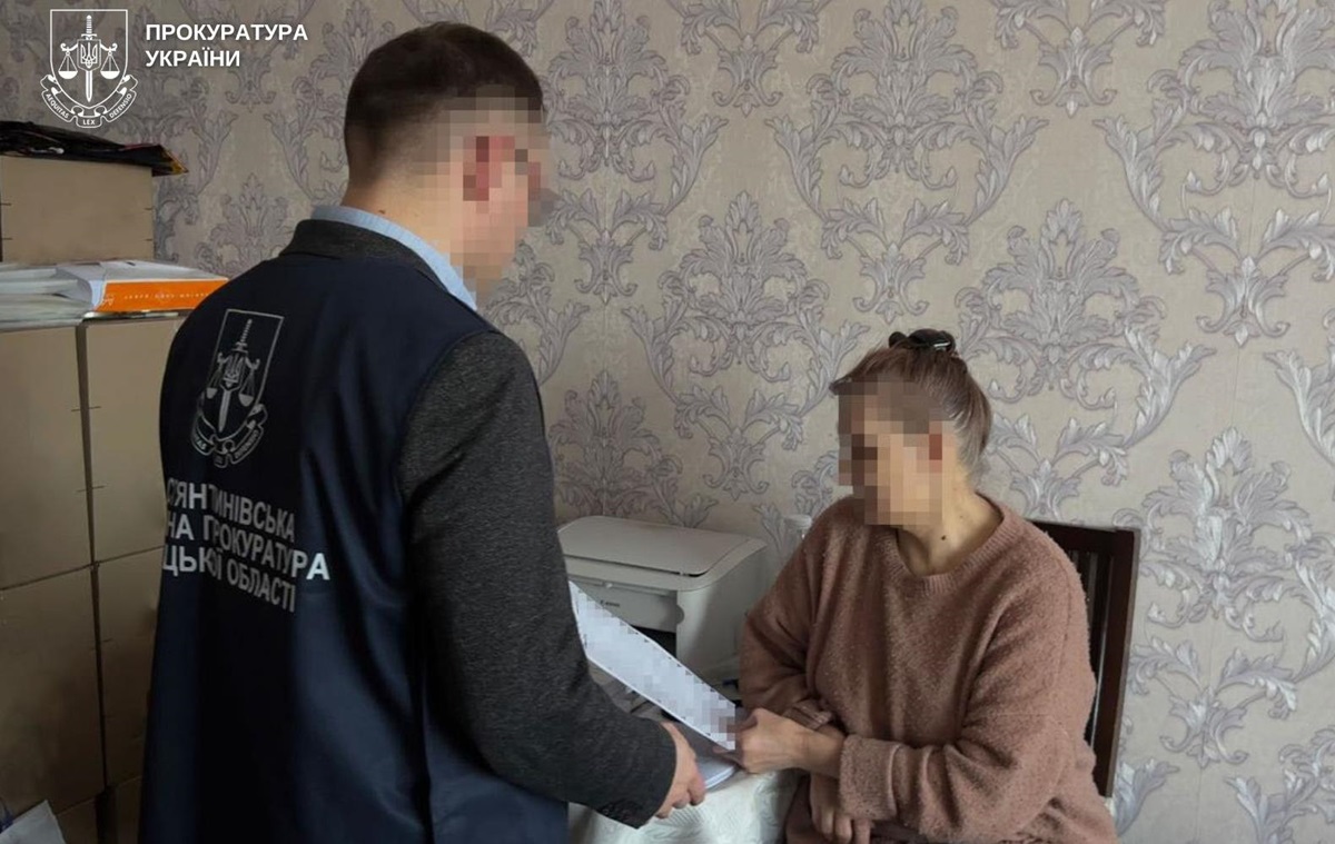 На Донеччині жінка 18 років зберігала тіло померлої доньки у квартирі