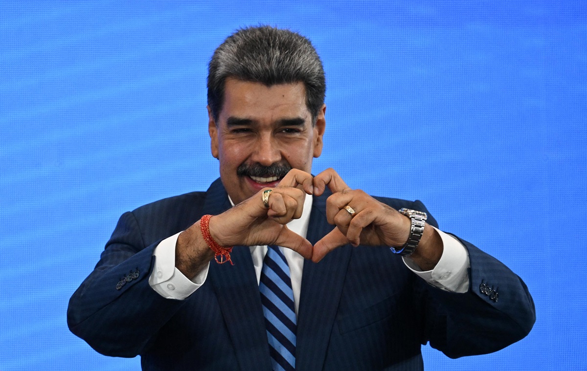 США припускають утечу Мадуро в Росію – ЗМІ