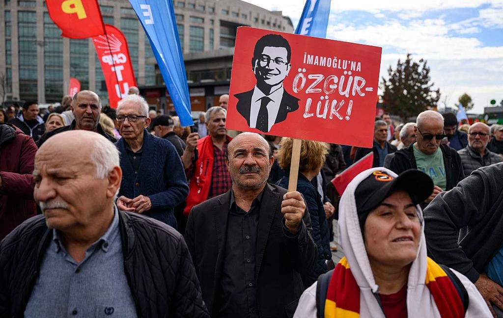 Турецька прокуратура вимагає для мера Стамбула понад 2300 років