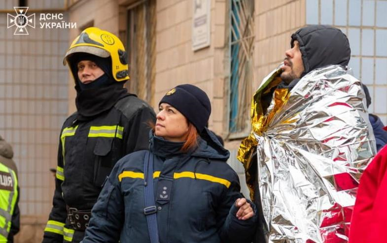 Удар по Тернополю: знайли тіла матері та двох маленьких дітей