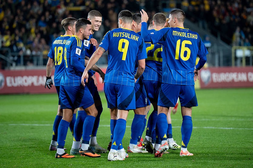 Новини спорту - Українській збірній заборонили розміщувати слоган на новій формі